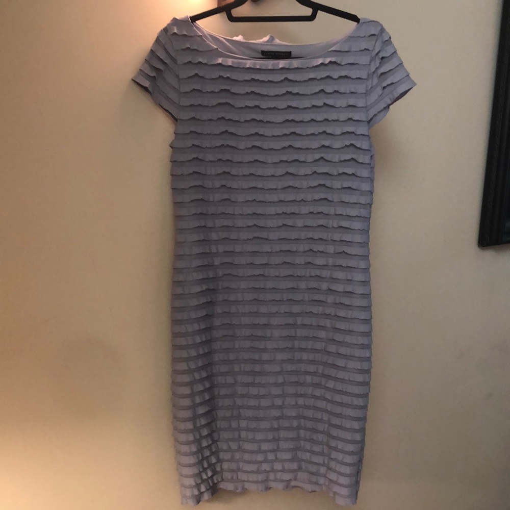 EUC Banana Republic adorable grey ruffle dress